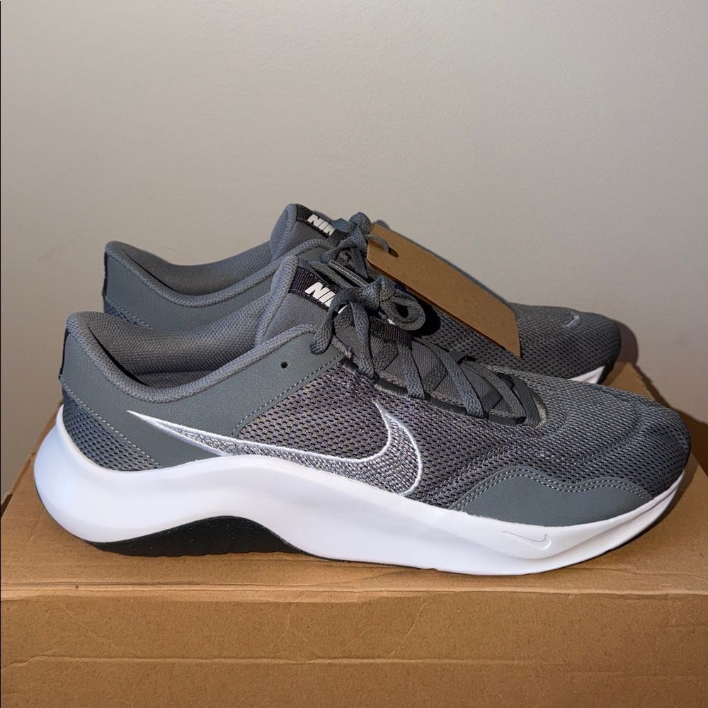 Nike Legend Essential 3 Smoke Grey DM1120-002 Men’s Size 13